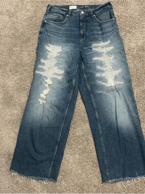 Pilcro Women’s Straight Leg Jeans 29 Medium Wash Blue Distressed Frayed Hem